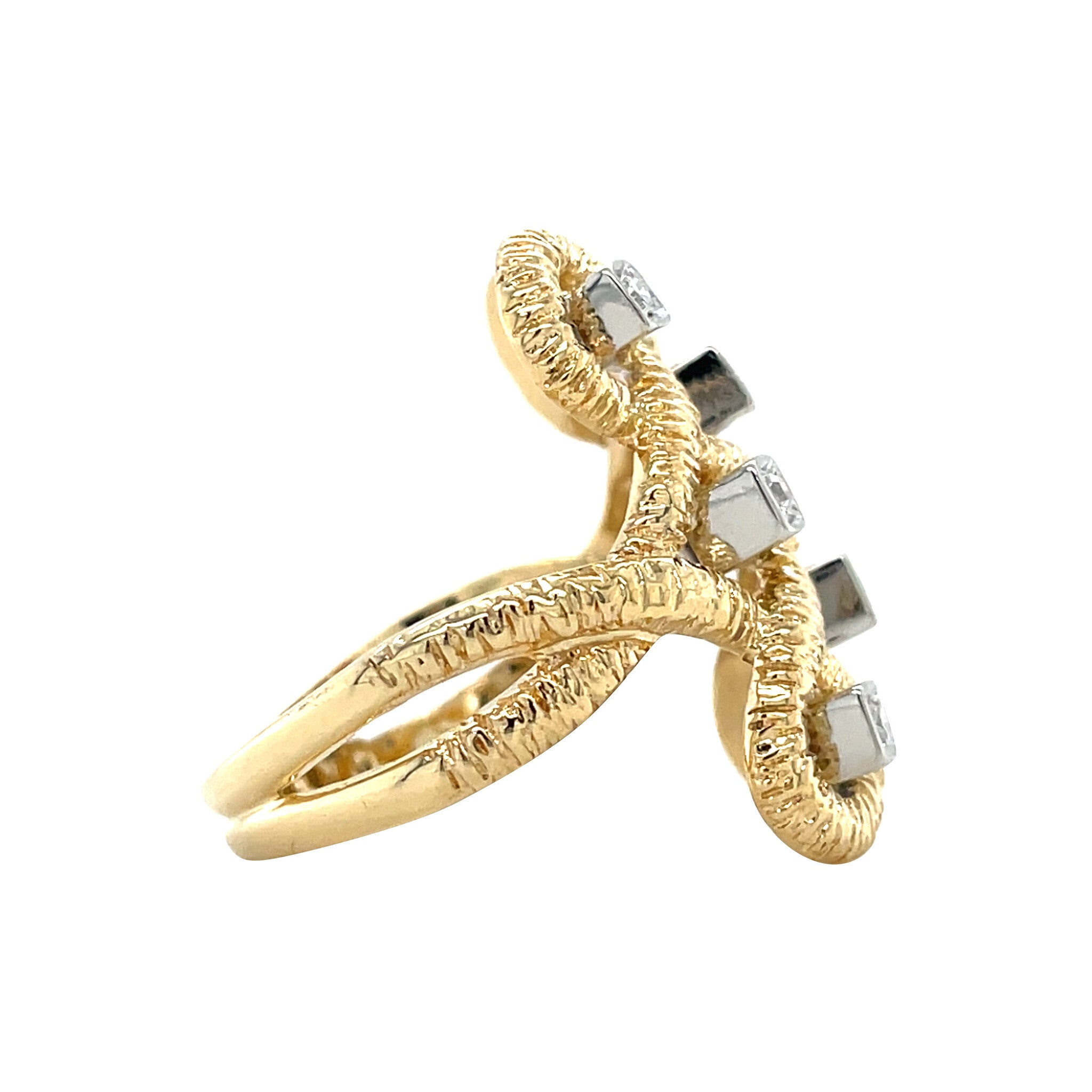 Gold vintage ring with diamond 18 carat