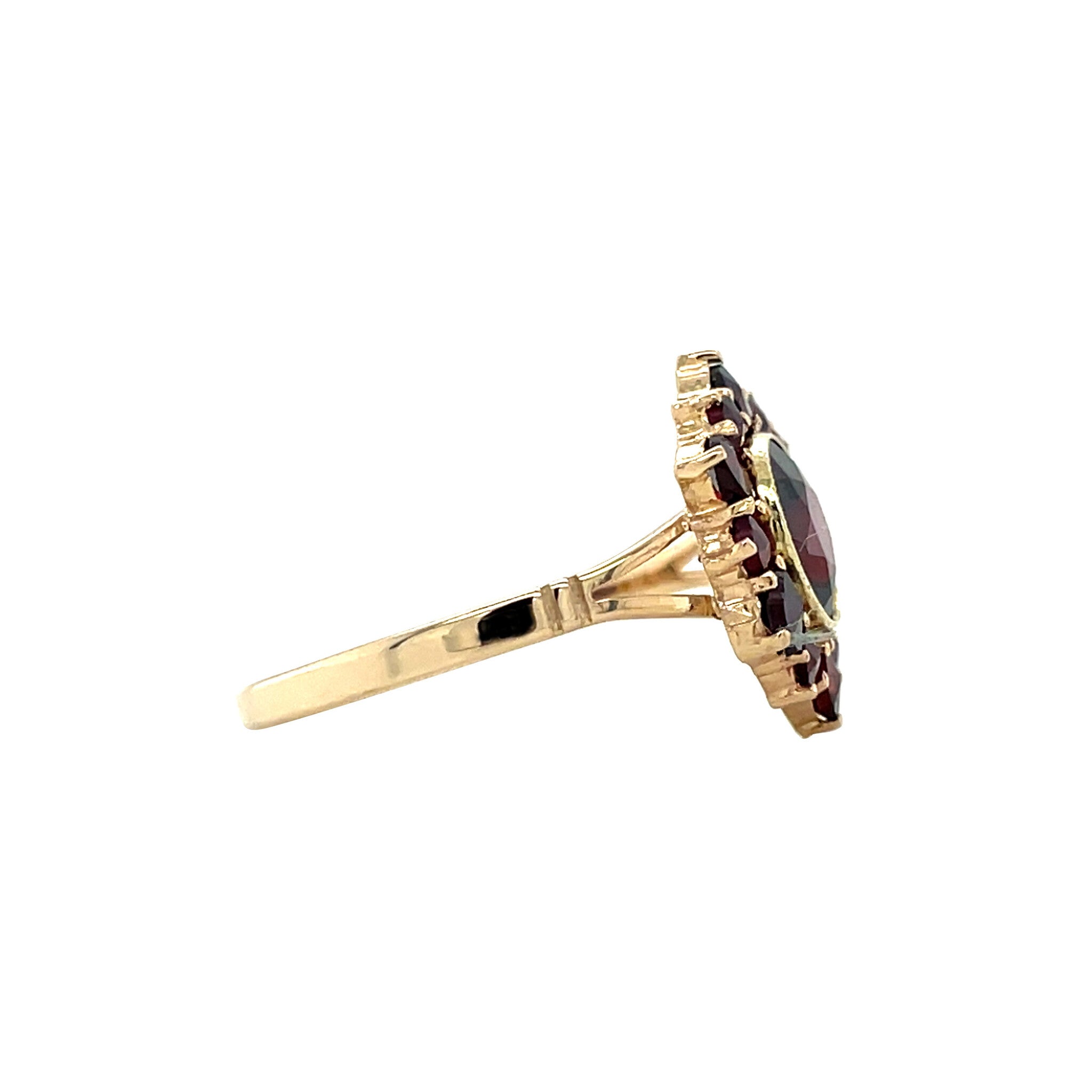 Gouden vintage entourage ring met granaat 14 kt