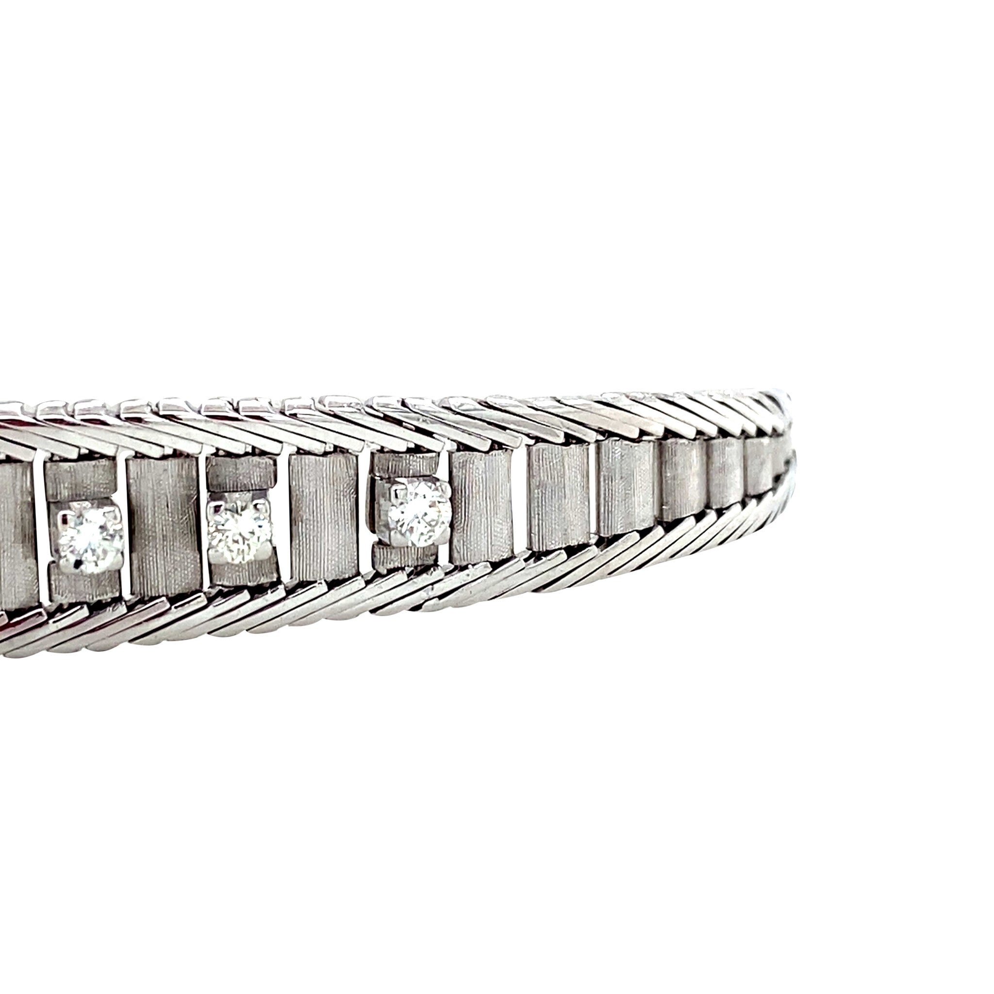Vintage 14 kt white gold bracelet with diamond