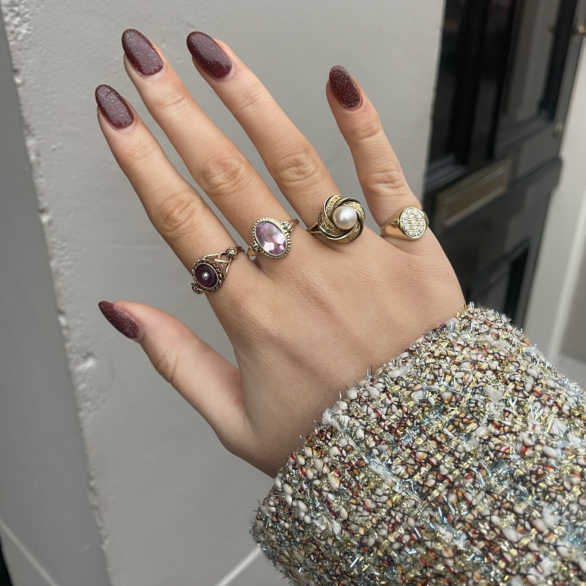 14 kt gold ring with pink sapphire