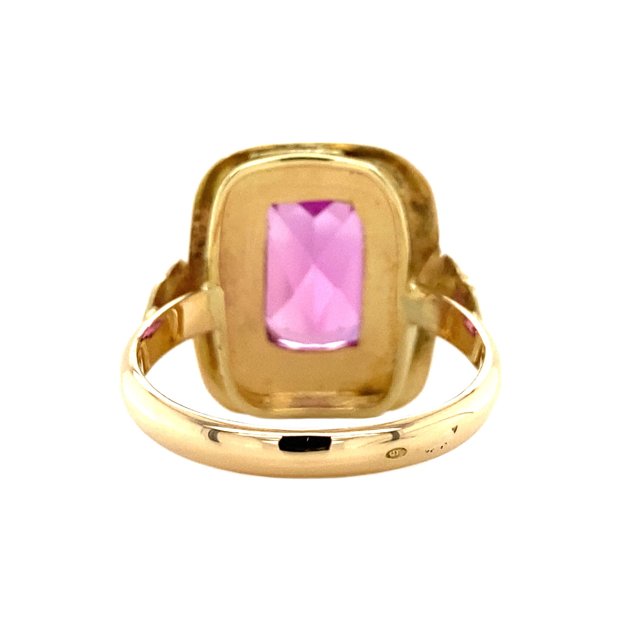 Gouden ring met roze saffier 14 krt