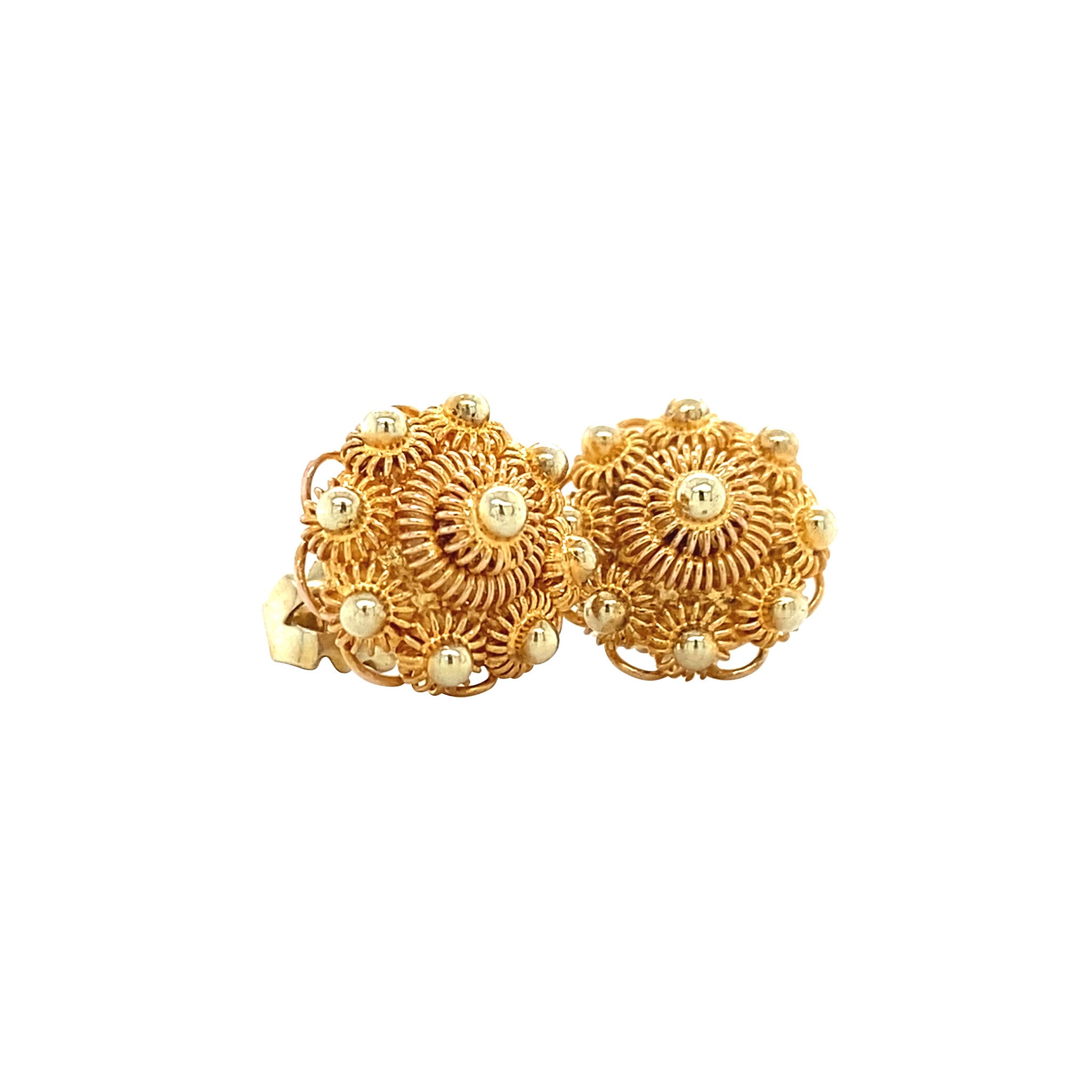 Gold Zeeland button ear studs 14 krt