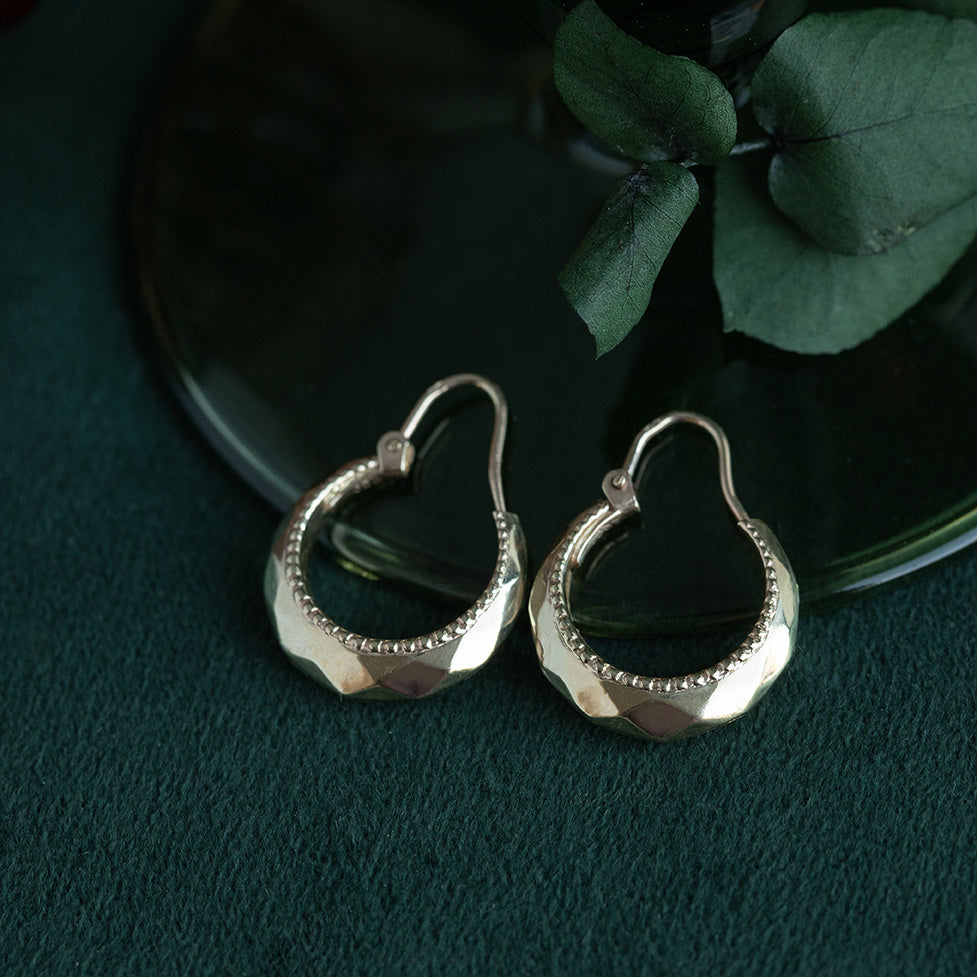 14 kt gold fisherman's hoop earrings