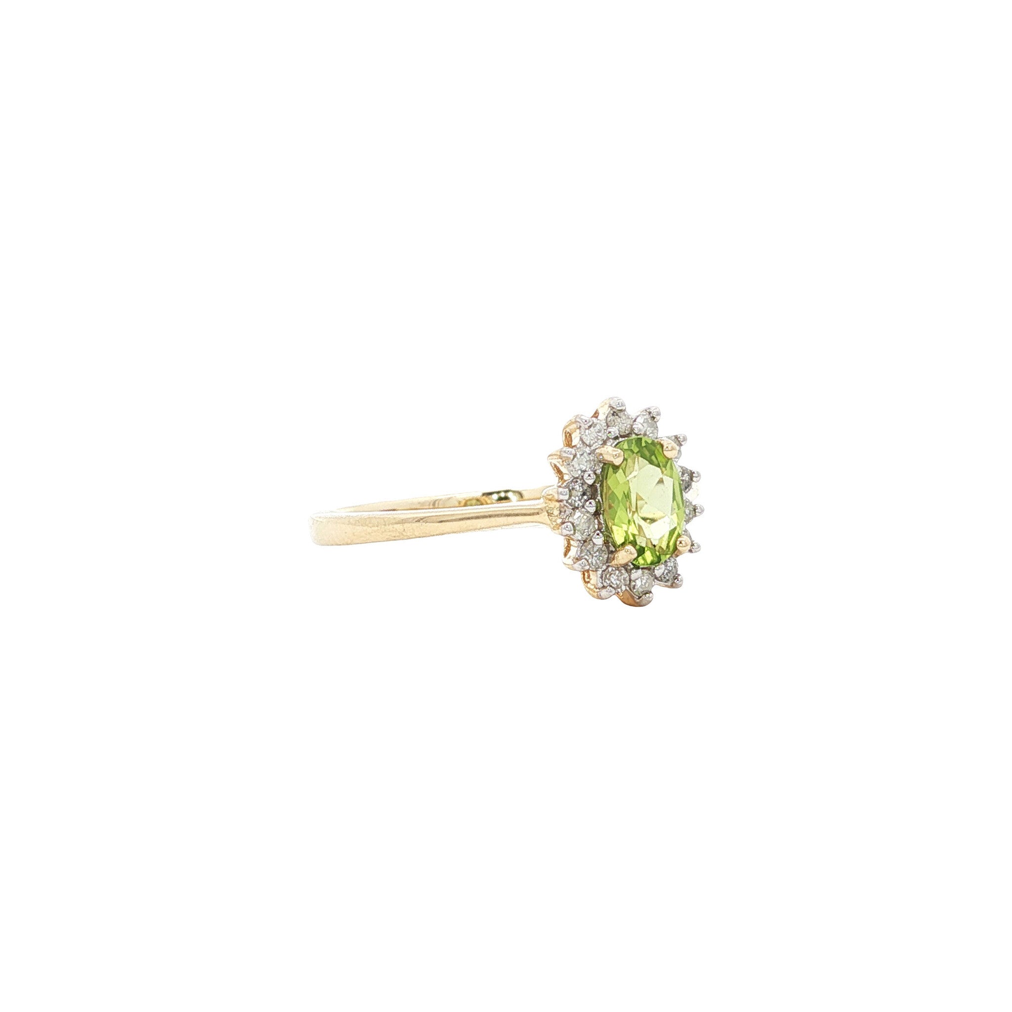 Peridot and diamond ring, 9 kt