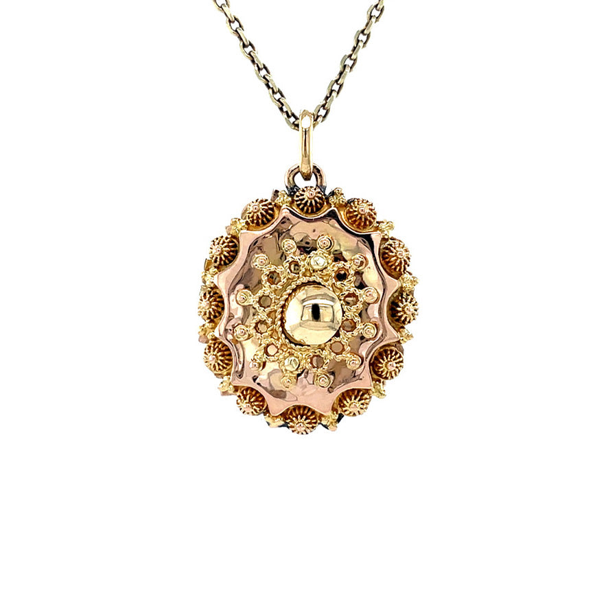Vintage 14 kt gold filigree pendant