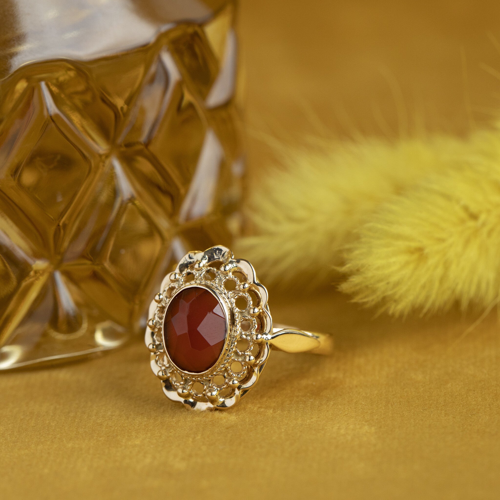 14 kt gold ring with carnelian.