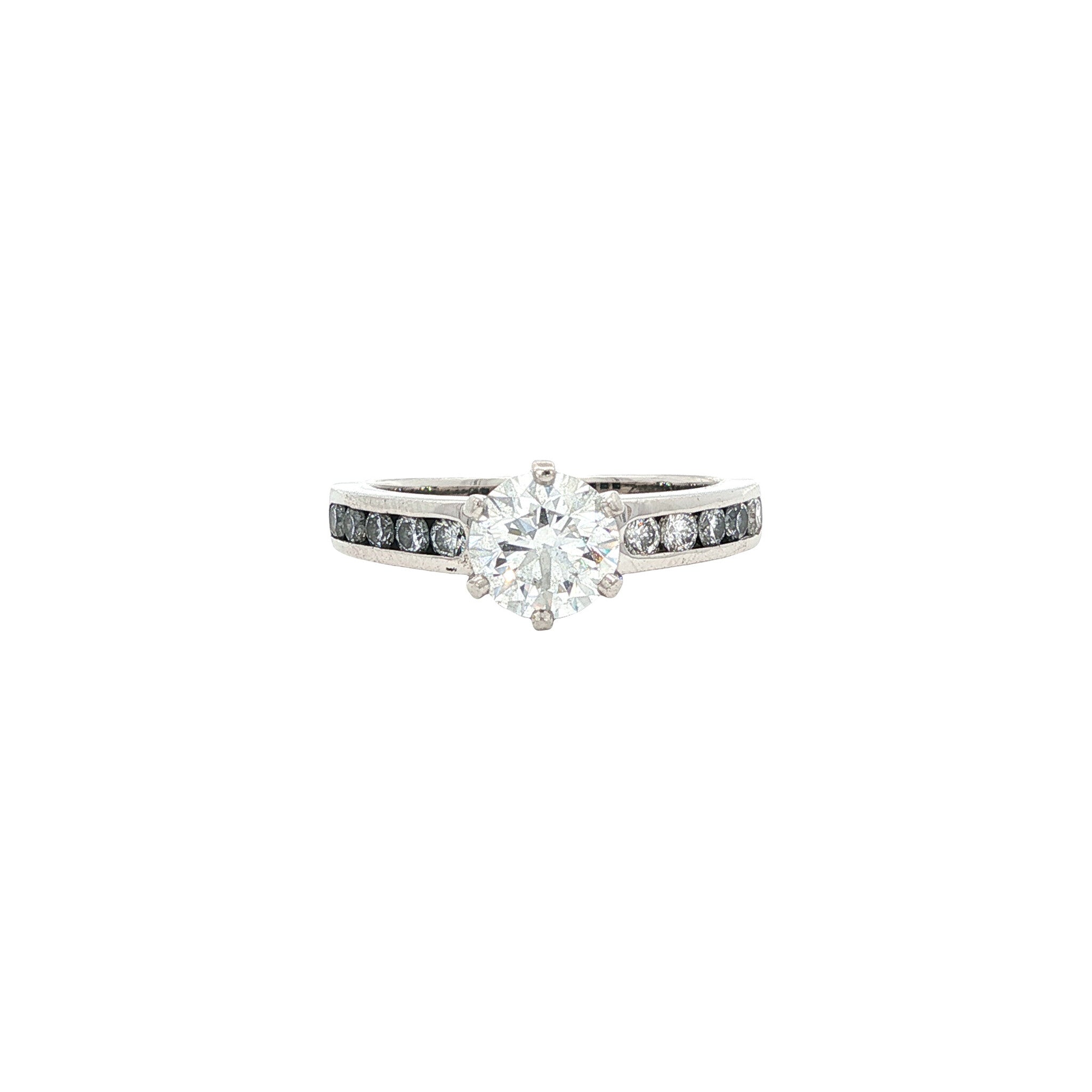 Tiffany & Co platinum ring with diamond 850