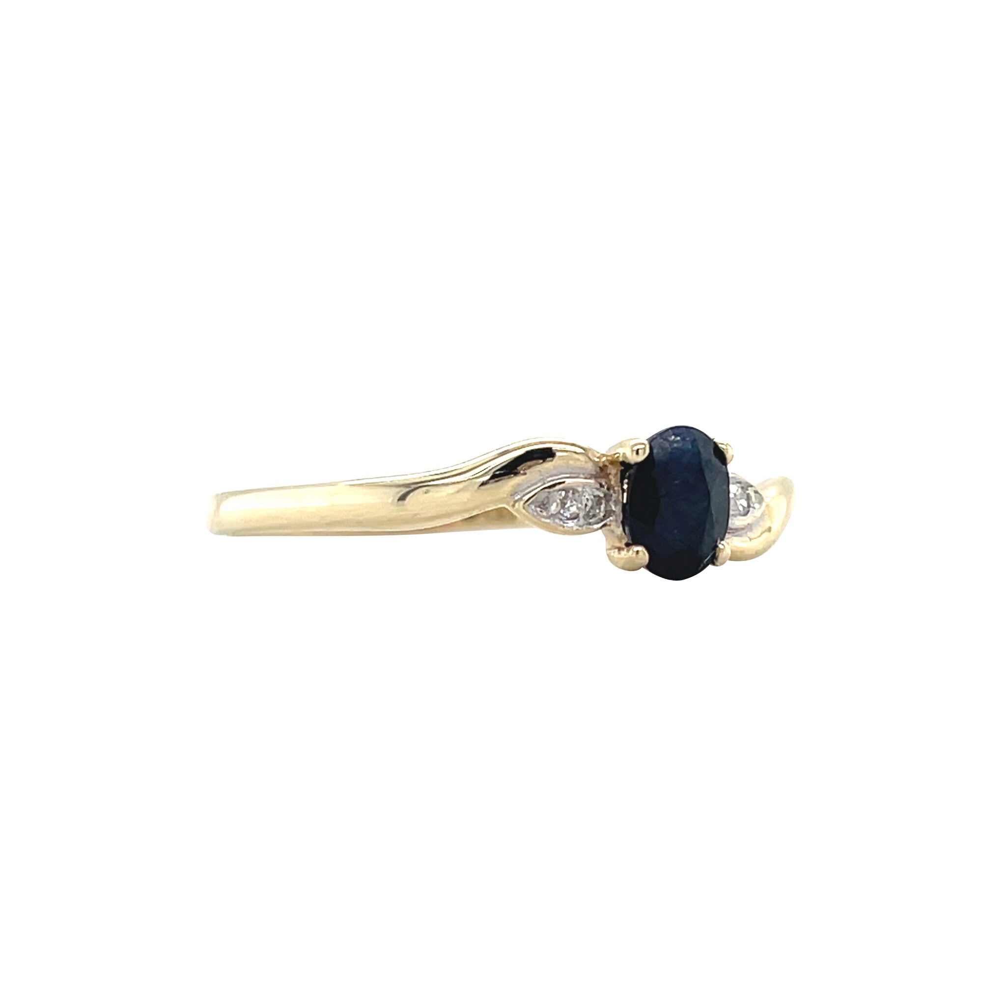 Gouden vintage slag ring met saffier en diamant 14 krt