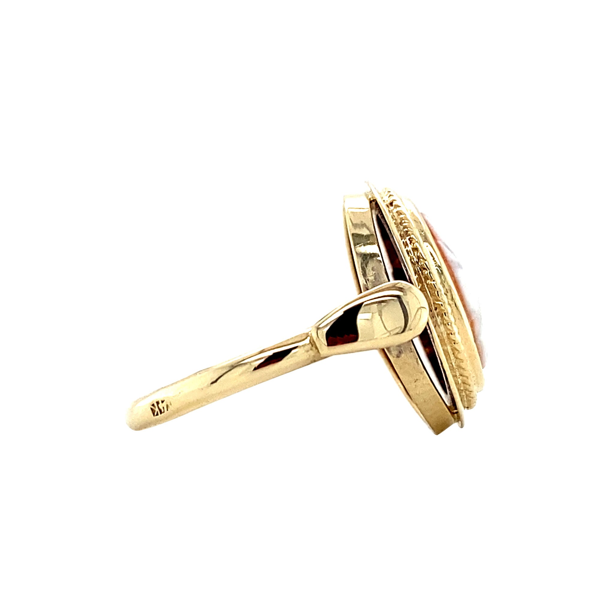 Gouden ring met camee 14 krt