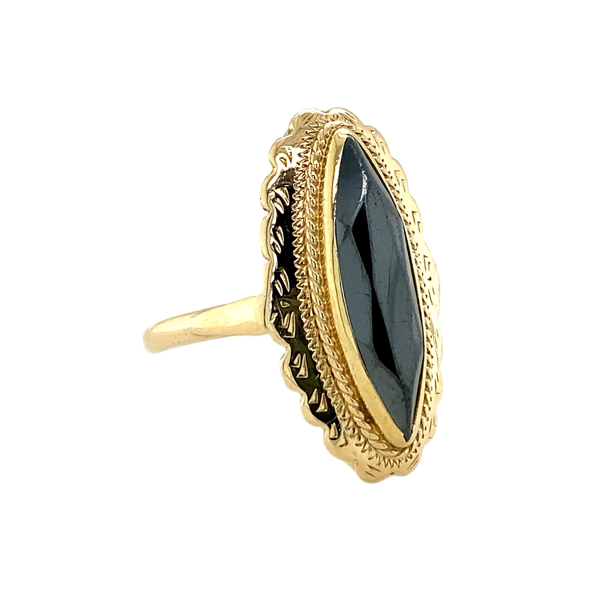 Gouden ring met hematiet 14 krt