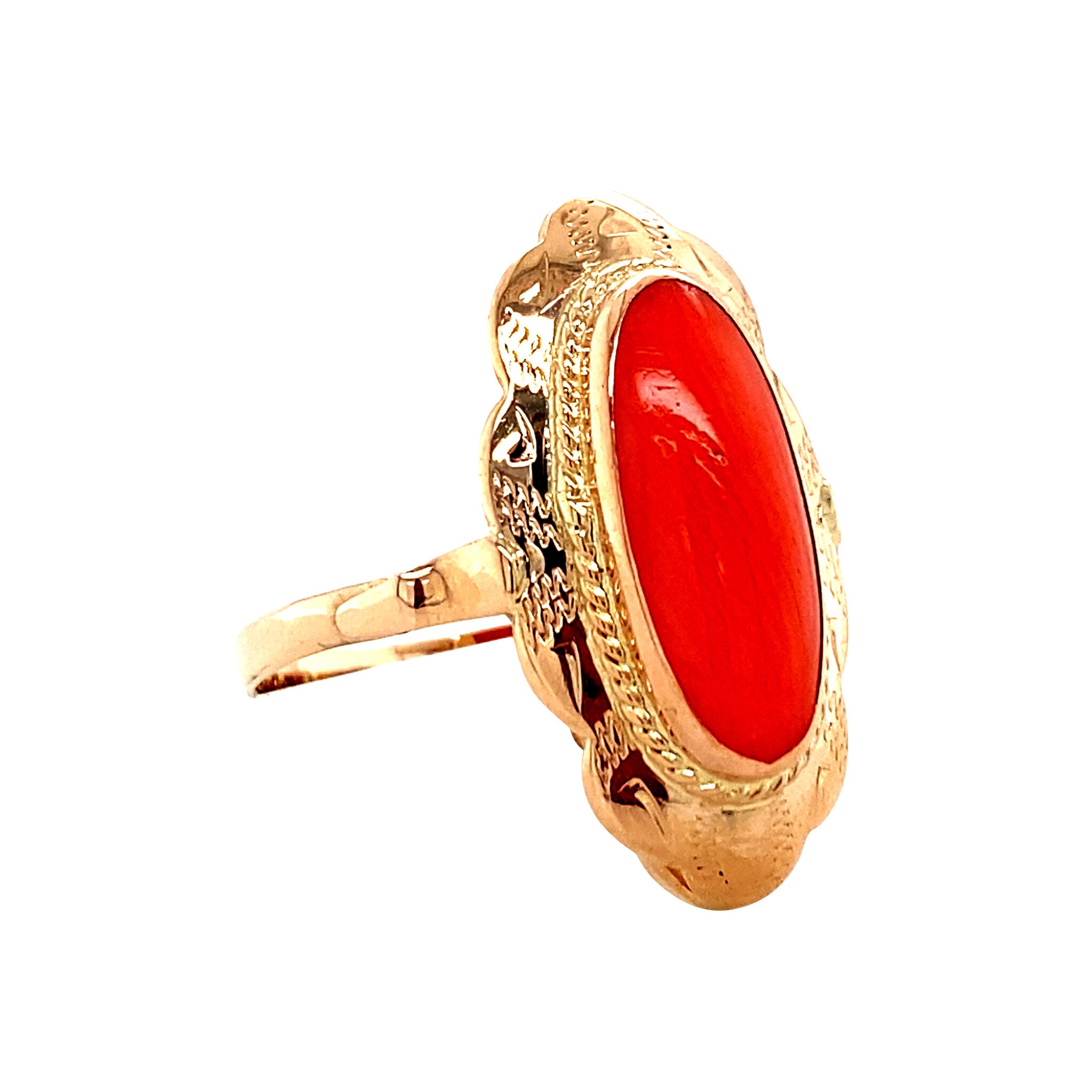 Gouden ring met bloedkoraal 14 krt