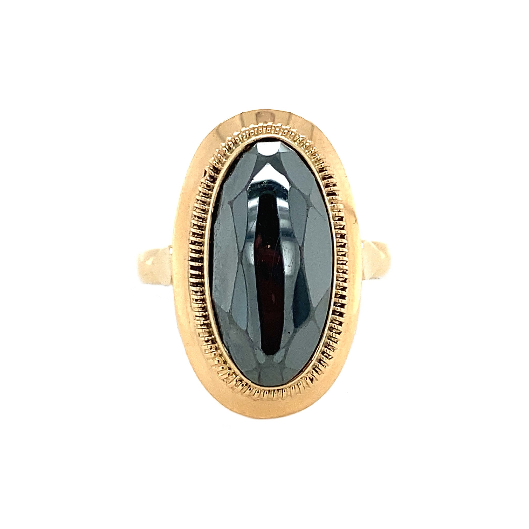 14 kt gold ring with hematite
