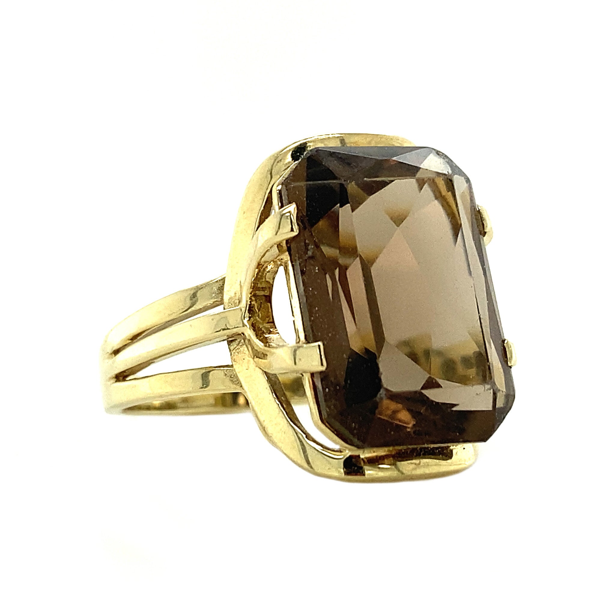Gold ring with smoky topaz 14 krt