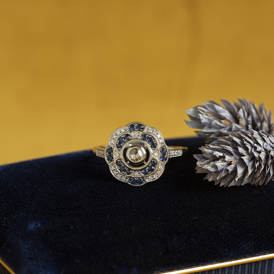 Vintage white gold double halo ring with sapphire and diamond, 14 kt