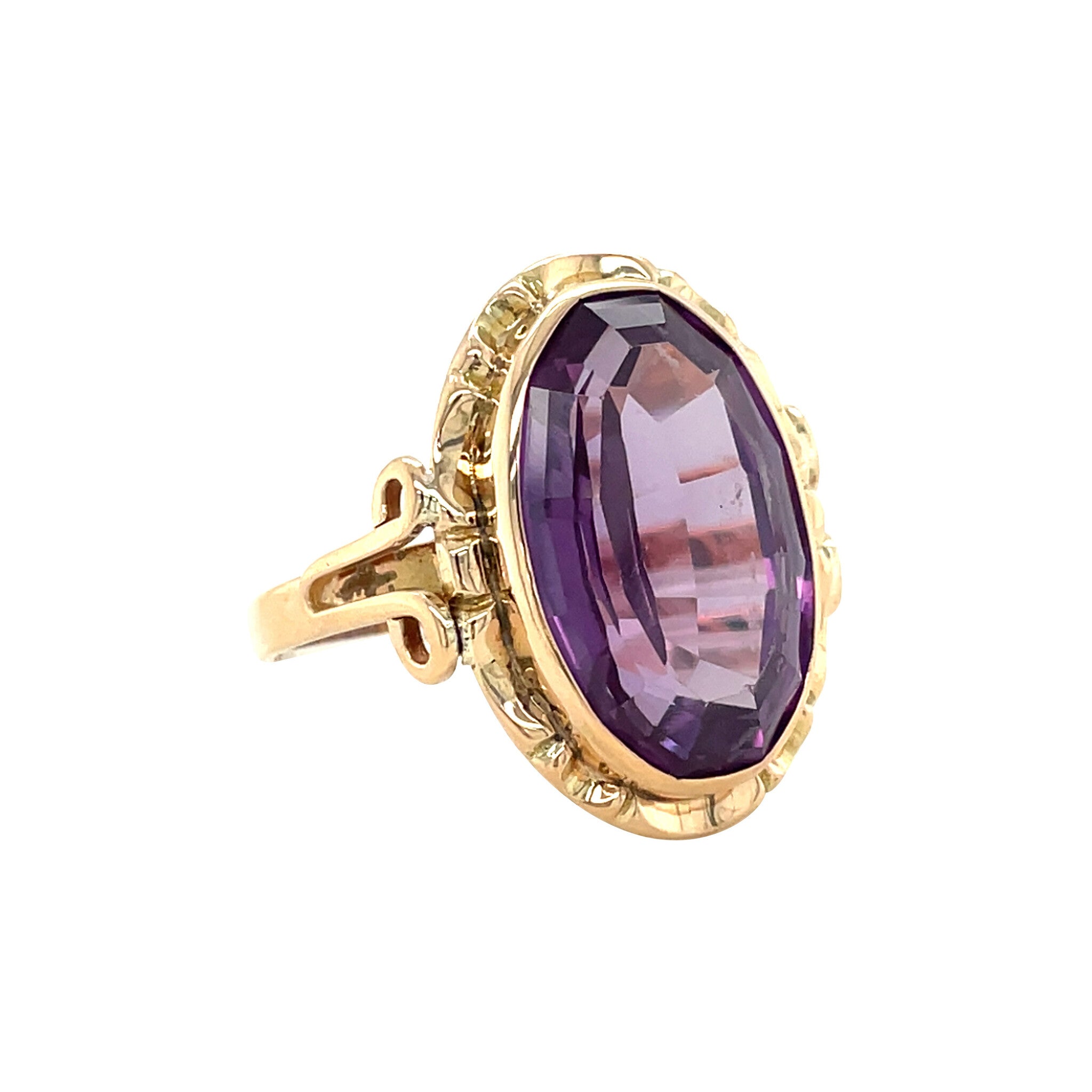 Gouden vintage ring met saffier 14 kt