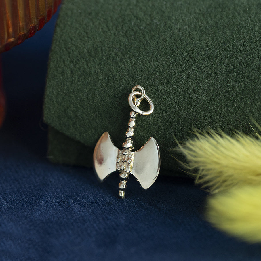 Vintage labrys axe pendant 12 kt