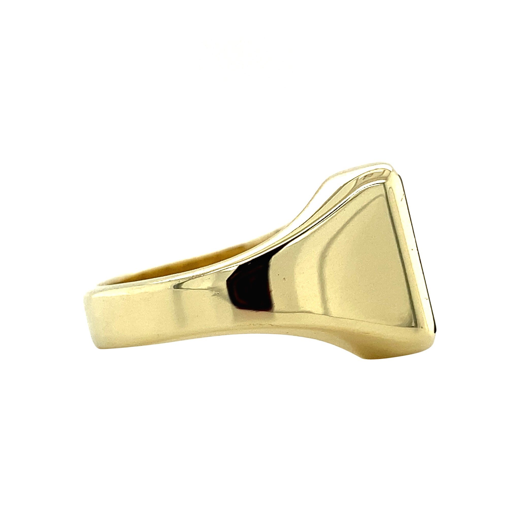 Gold signet ring with carnelian 14 kt