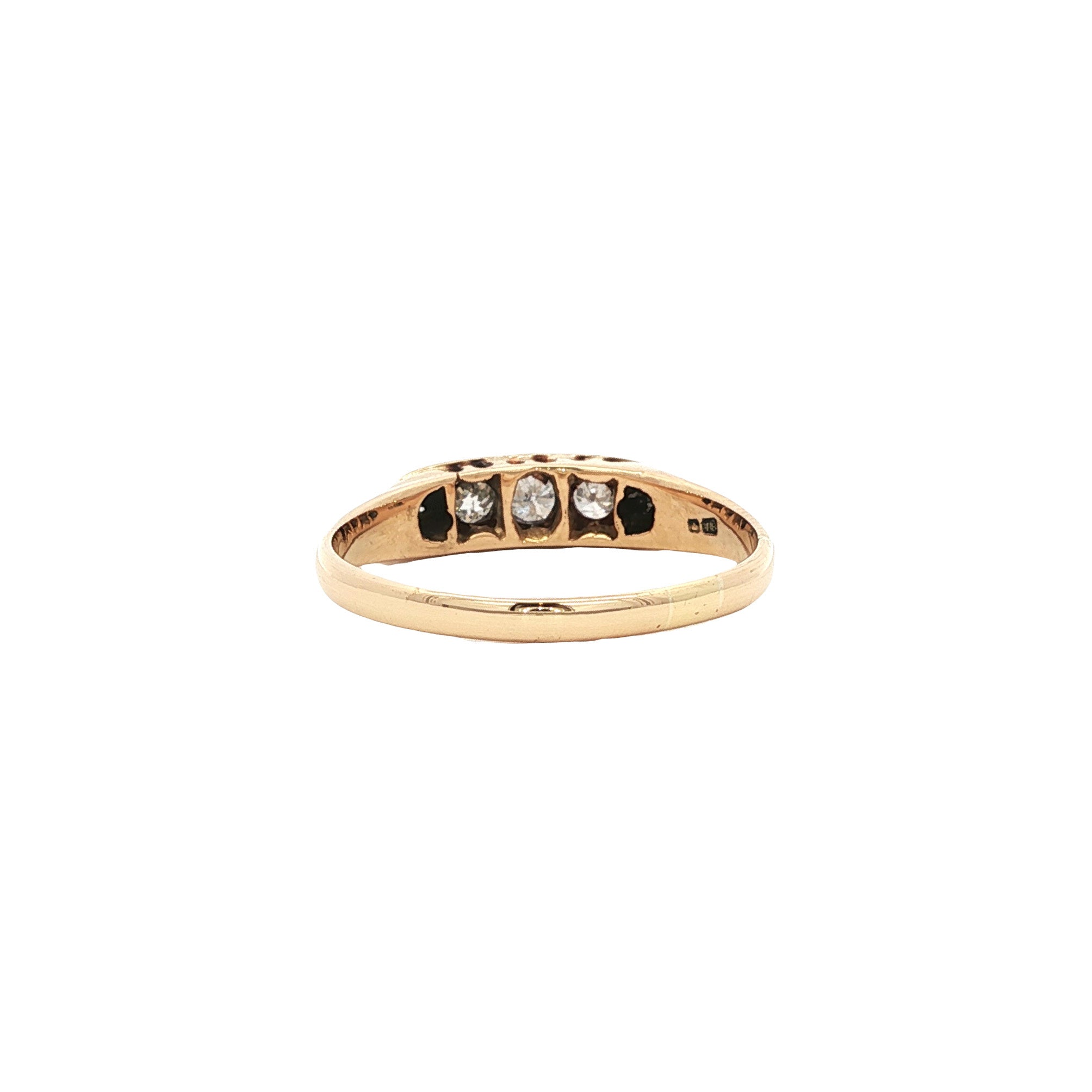 18 kt gold ring with a diamond