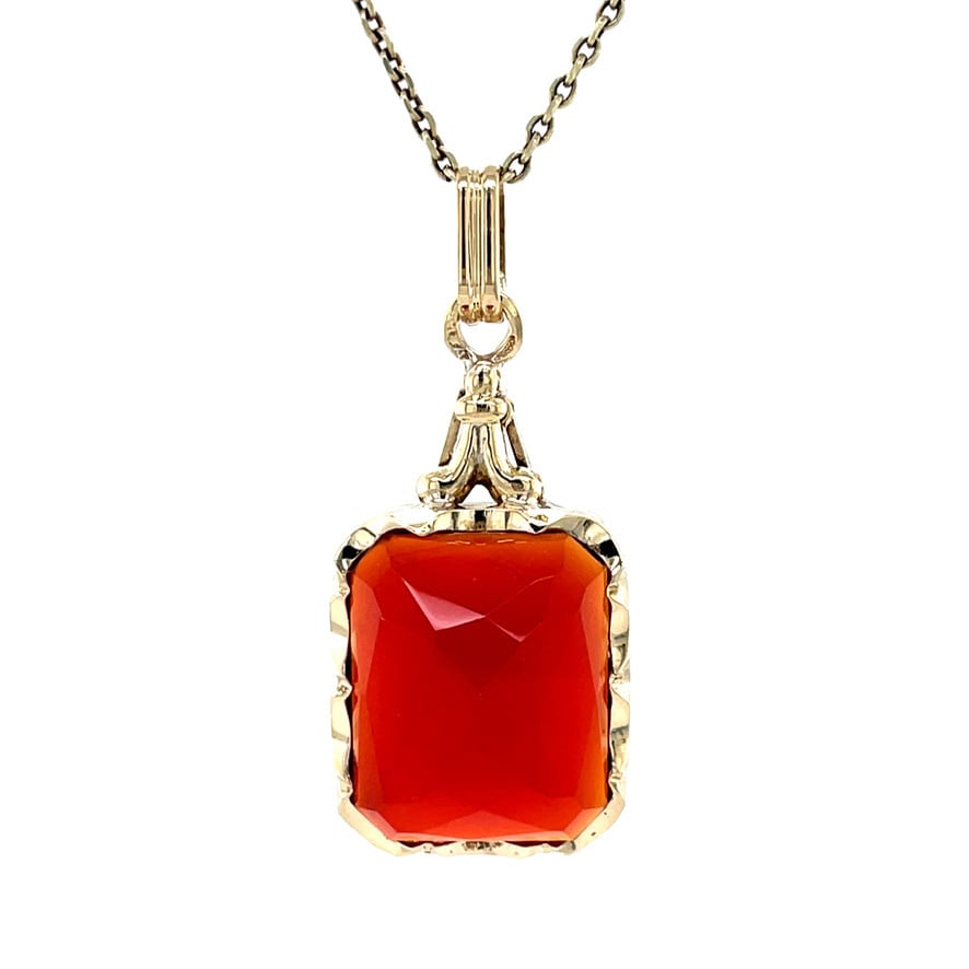 Vintage gold pendant with carnelian, 14 kt