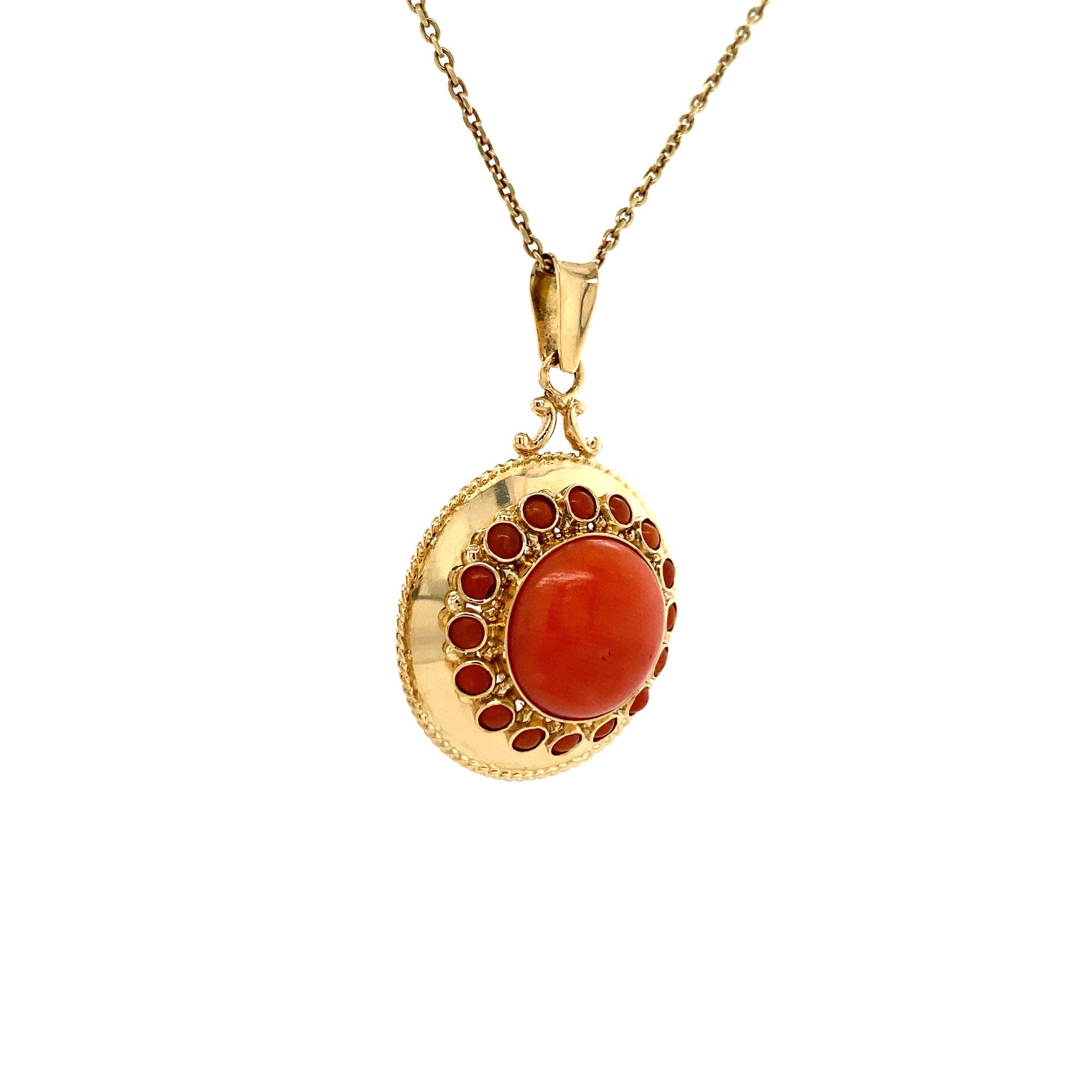 Gold vintage entourage pendant with blood coral 14 kt