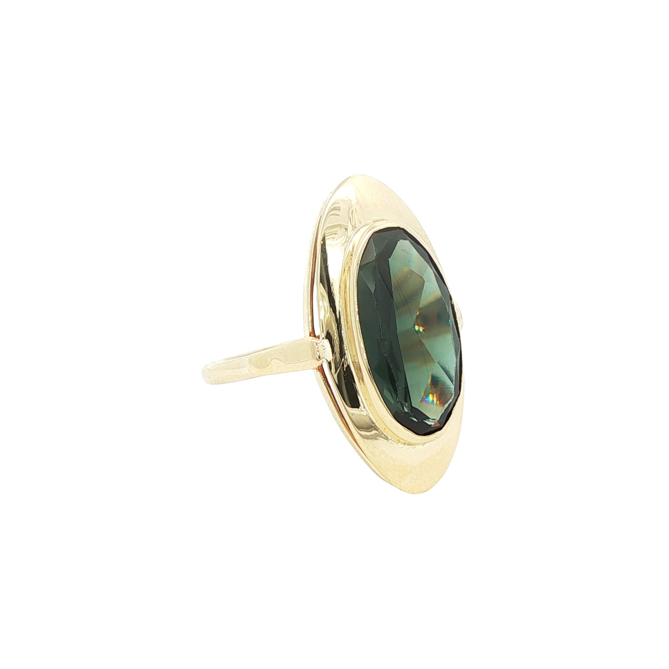 Vintage 14 kt gold ring with spinel
