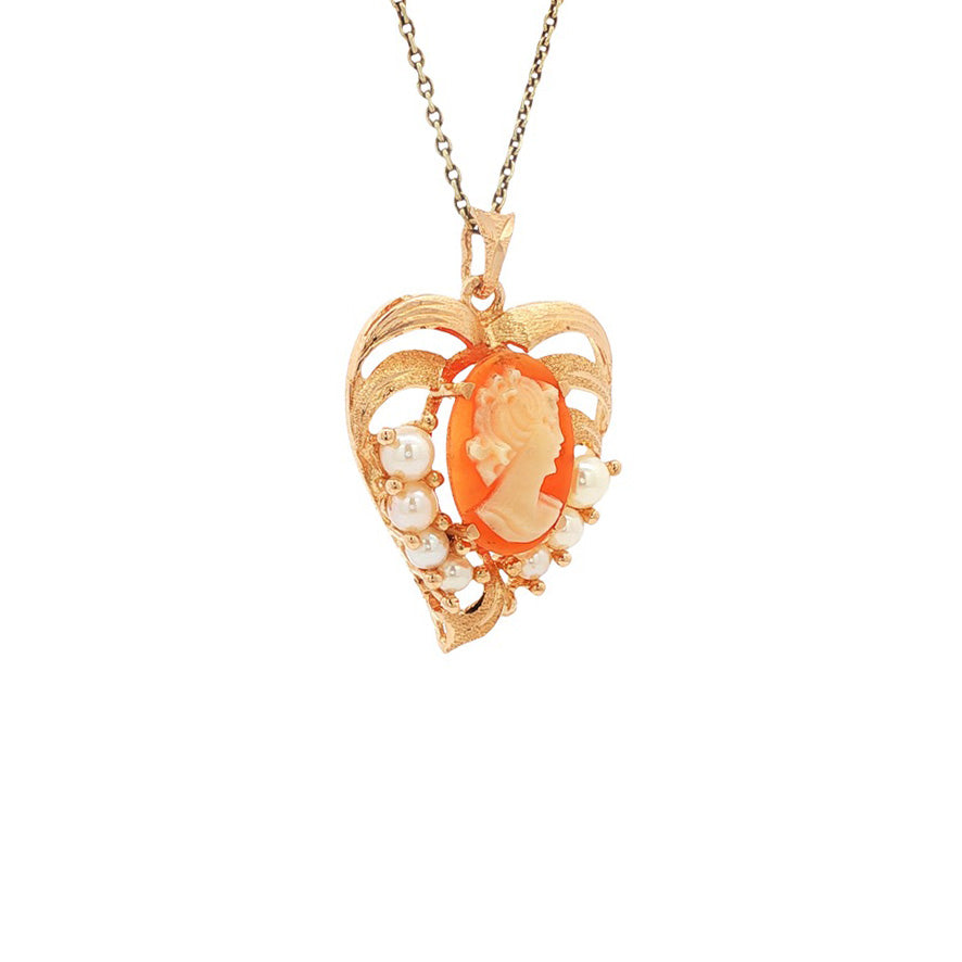 Gouden vintage hanger met camee en parel 14 kt
