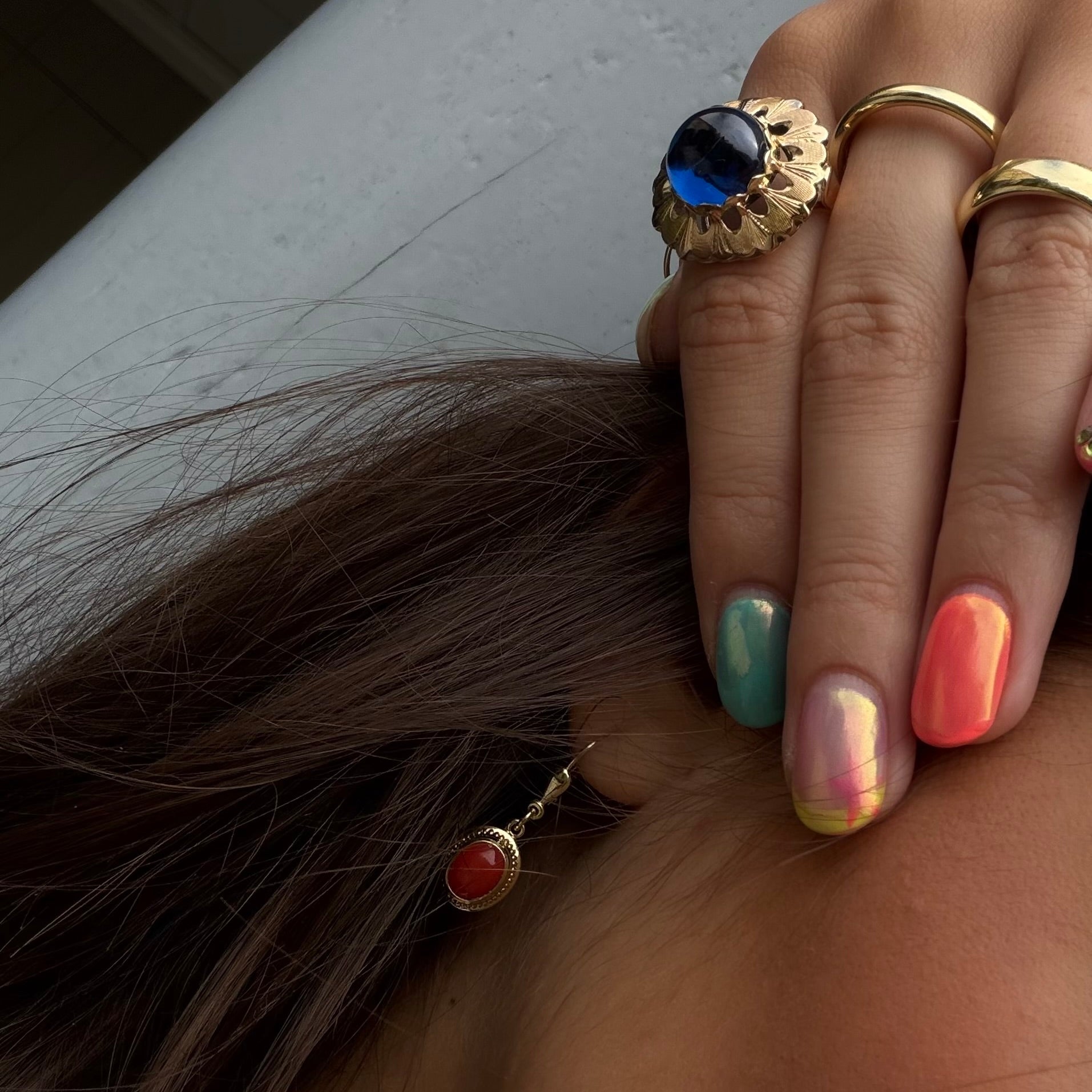 14-kt vintage gold ring with spinel