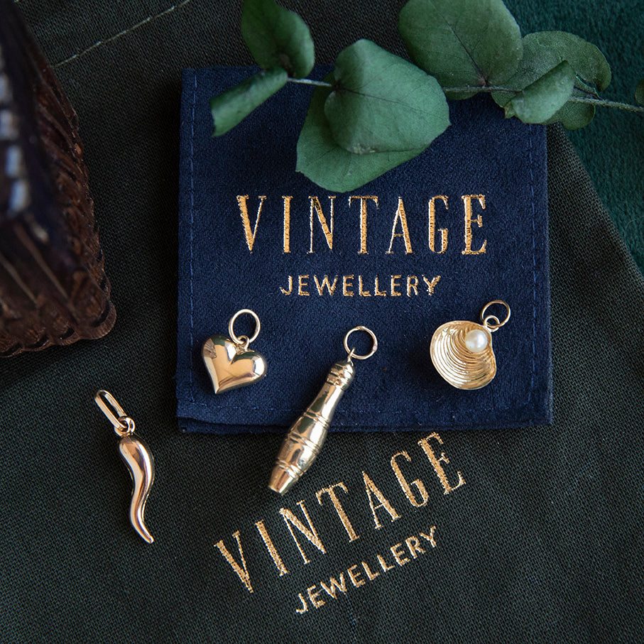 Gold pear pendant with enamel 14 kt