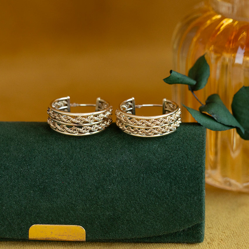 Vintage gold fantasy hoop earrings 14 kt