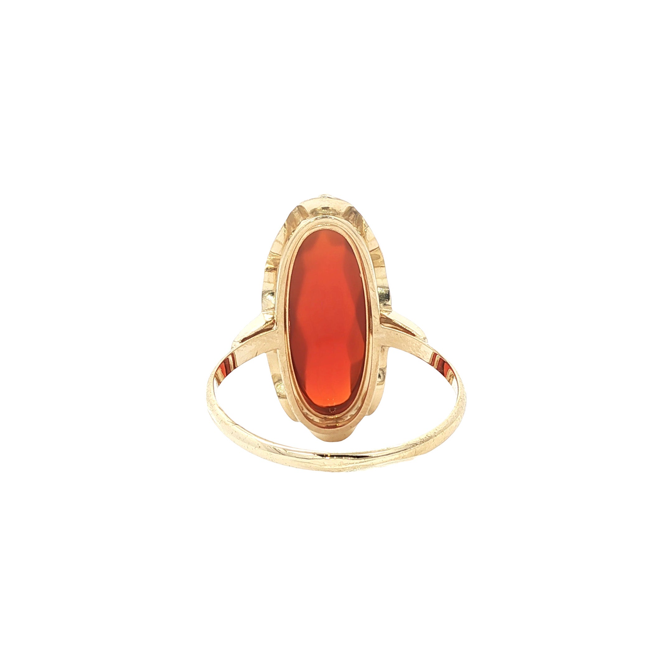 Gold ring with carnelian 14 kt