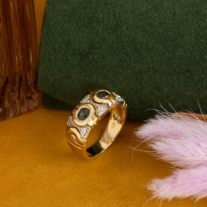 Gouden vintage ring met saffier en diamant 18 kt