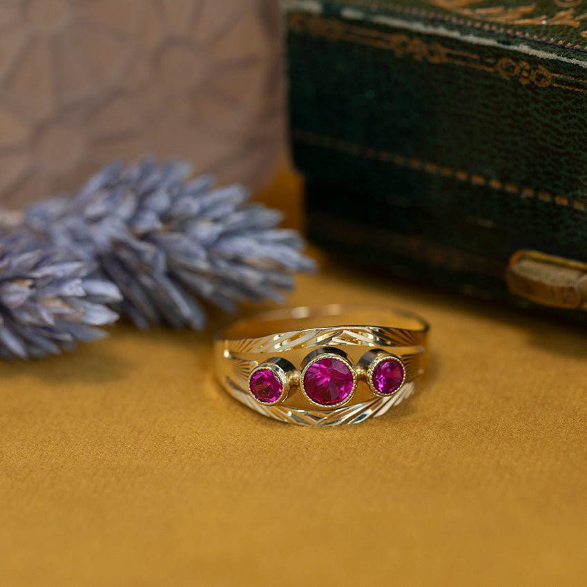 Gouden ring met robijn 14 kt