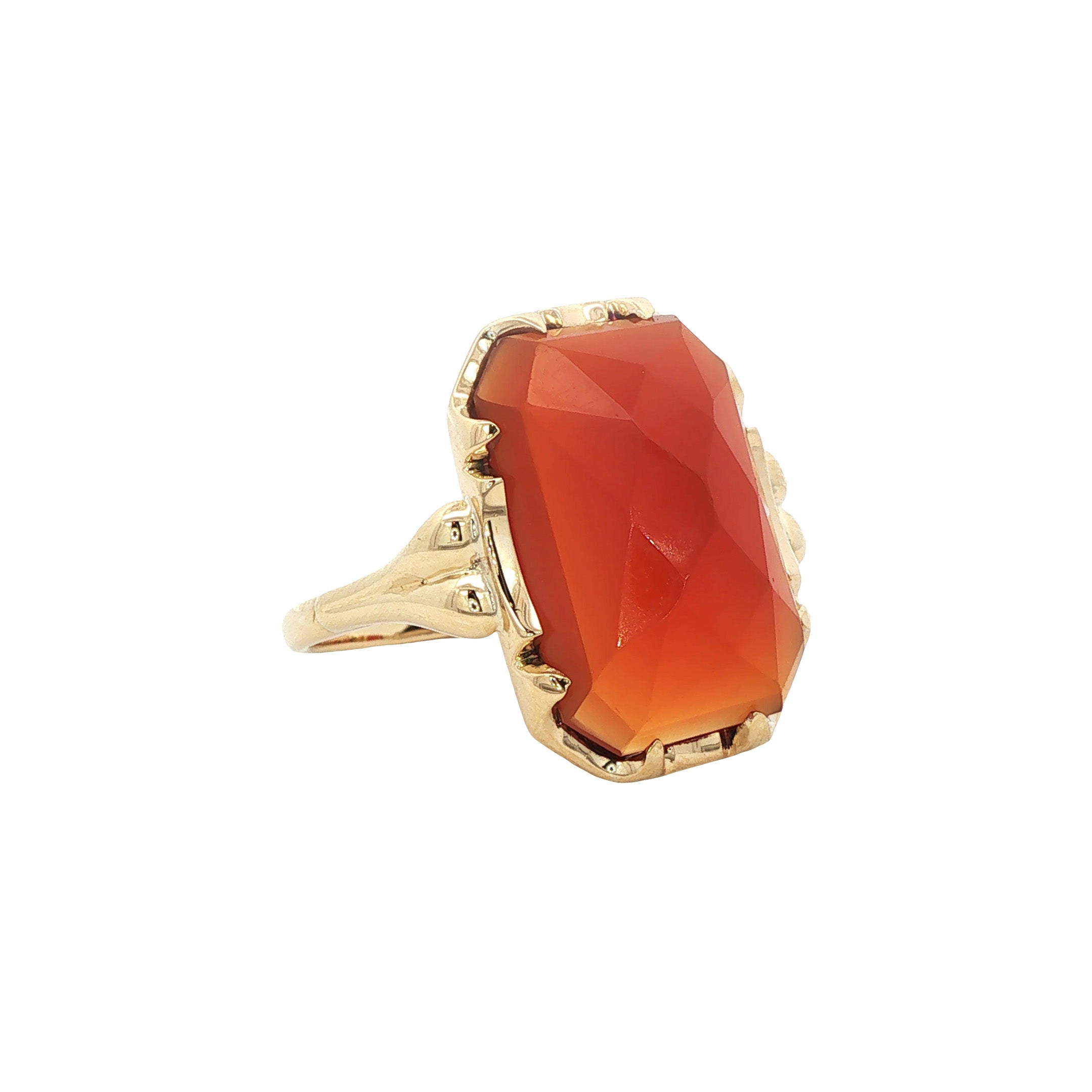 Vintage gold ring with carnelian, 14 kt