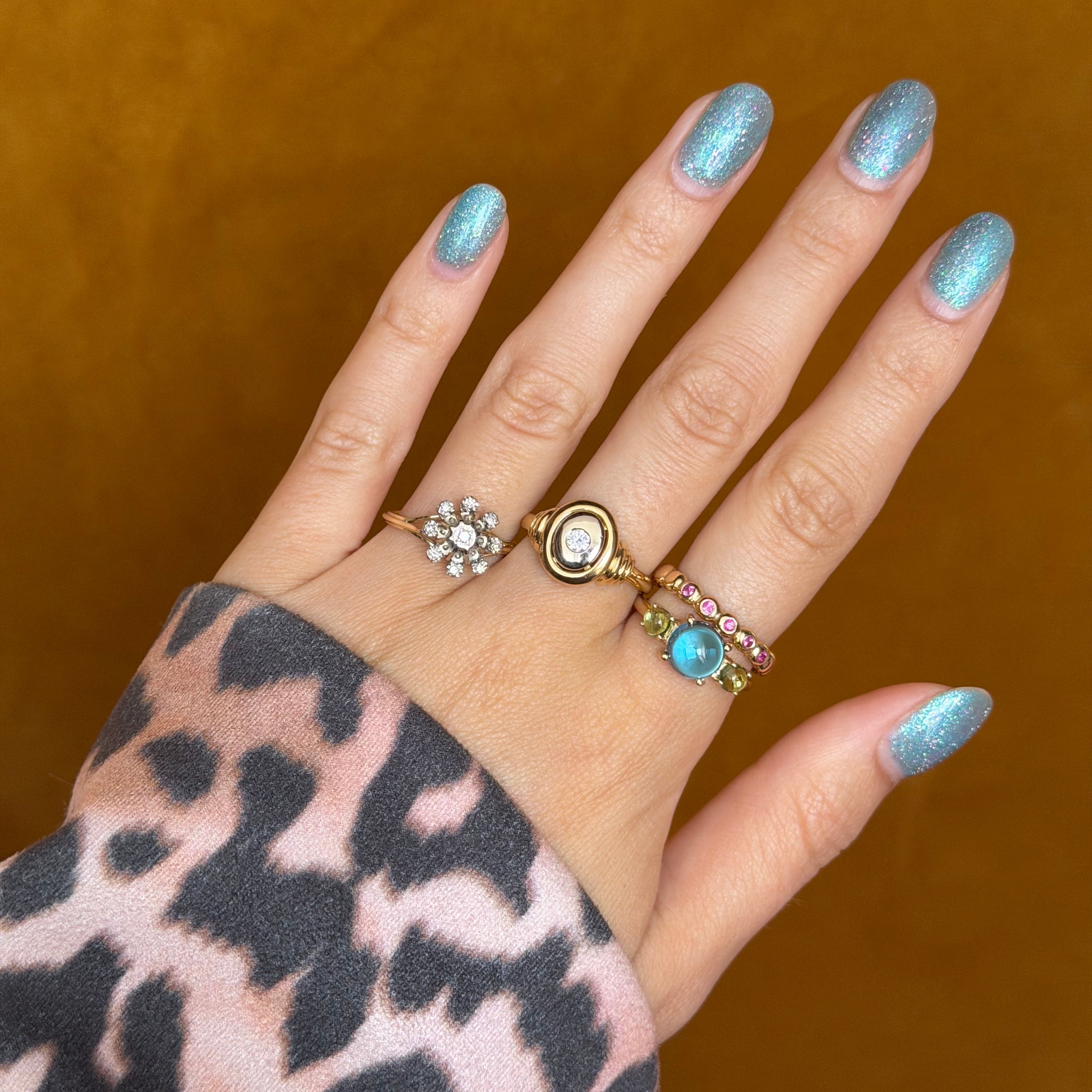 Vintage 14 kt gold ring with topaz and peridot